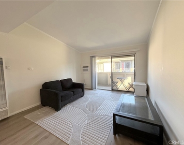 806 Coriander Drive - Photo Thumbnail 9