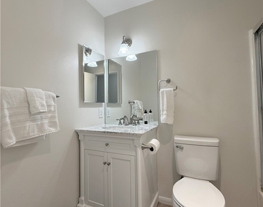 806 Coriander Drive - Photo Thumbnail 16