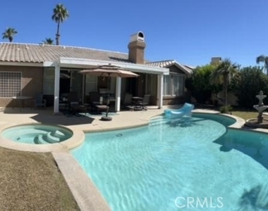 40825 Avenida Calafia - Photo Thumbnail 12