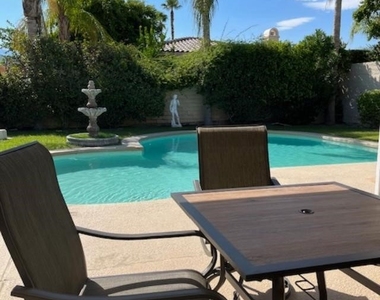 40825 Avenida Calafia - Photo Thumbnail 11