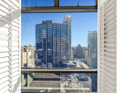 801 S Grand Avenue - Photo Thumbnail 37