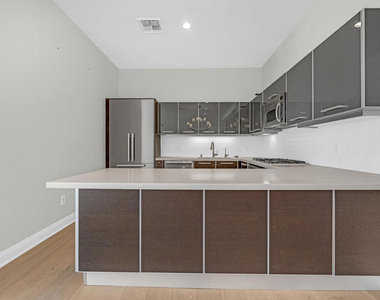 801 S Grand Avenue - Photo Thumbnail 26