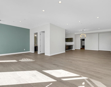 801 S Grand Avenue - Photo Thumbnail 34