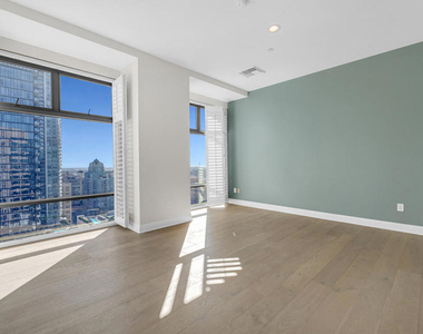 801 S Grand Avenue - Photo Thumbnail 35