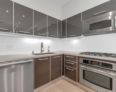 801 S Grand Avenue - Photo Thumbnail 29