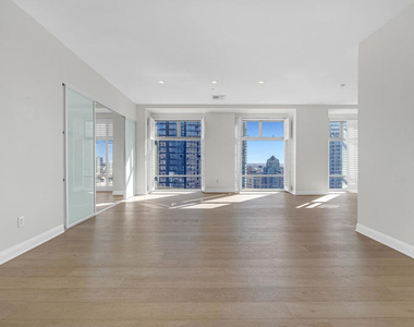 801 S Grand Avenue - Photo Thumbnail 32