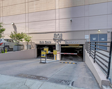 801 S Grand Avenue - Photo Thumbnail 9