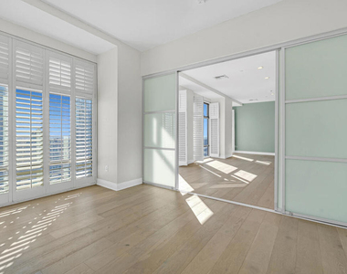 801 S Grand Avenue - Photo Thumbnail 42