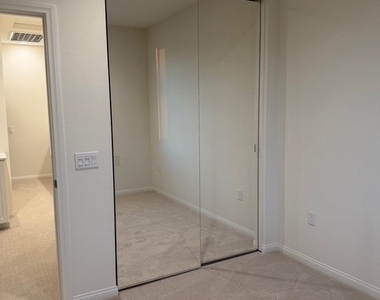 2420 E. Lincoln Avenue - Photo Thumbnail 14