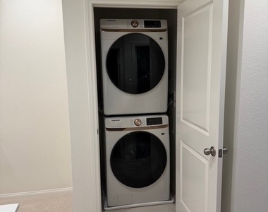 2420 E. Lincoln Avenue - Photo Thumbnail 20