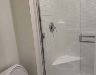 2420 E. Lincoln Avenue - Photo Thumbnail 5