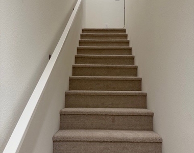 2420 E. Lincoln Avenue - Photo Thumbnail 12