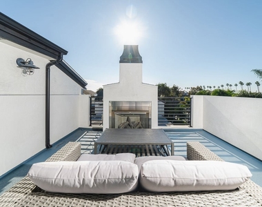 608 Heliotrope - Photo Thumbnail 59