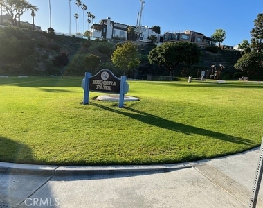 608 Heliotrope - Photo Thumbnail 2