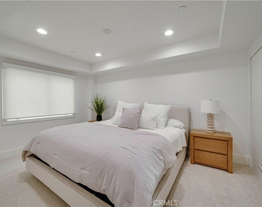 608 Heliotrope - Photo Thumbnail 52