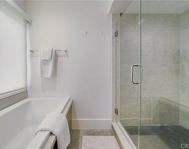 608 Heliotrope - Photo Thumbnail 43