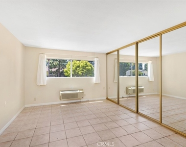 969 Calle Aragon - Photo Thumbnail 14