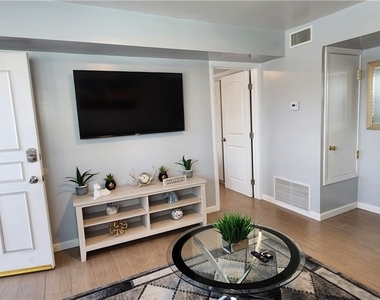 8701 Van Ness Avenue S - Photo Thumbnail 3