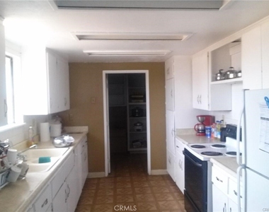 21281 Park - Photo Thumbnail 2