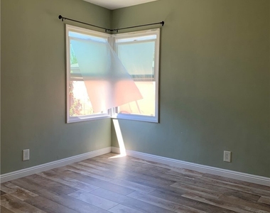 750 W Colorado - Photo Thumbnail 4