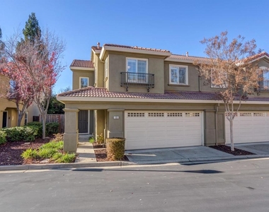 135 Coralflower Ln - Photo Thumbnail 1