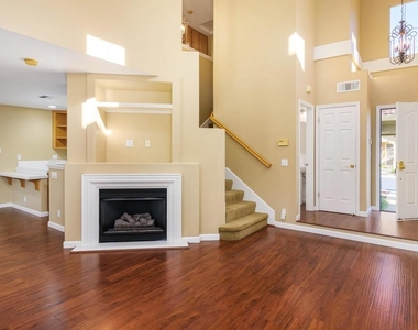 135 Coralflower Ln - Photo Thumbnail 5