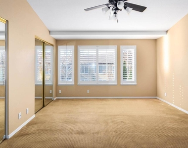 135 Coralflower Ln - Photo Thumbnail 23