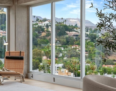 7135 Hollywood Boulevard - Photo Thumbnail 18