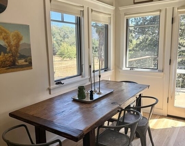 220 France Circle - Photo Thumbnail 9