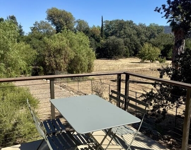 220 France Circle - Photo Thumbnail 18