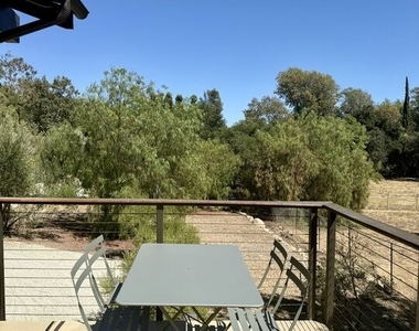 220 France Circle - Photo Thumbnail 17