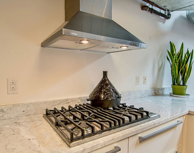 1046 Princeton Drive - Photo Thumbnail 19