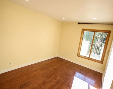 17097 Palisades Circle - Photo Thumbnail 20