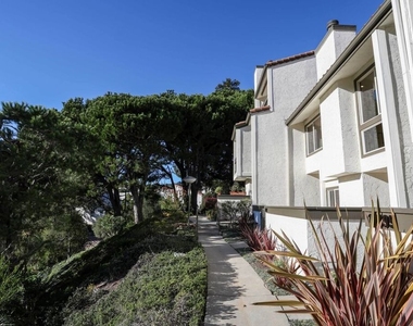 17097 Palisades Circle - Photo Thumbnail 22