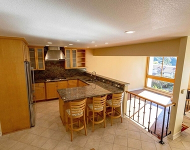 17097 Palisades Circle - Photo Thumbnail 1