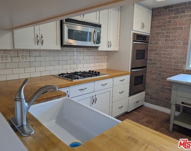 4804 La Villa Marina - Photo Thumbnail 3