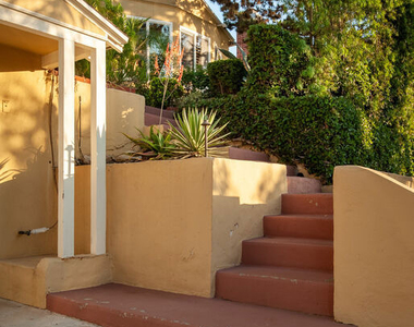 5226 College View Avenue - Photo Thumbnail 16