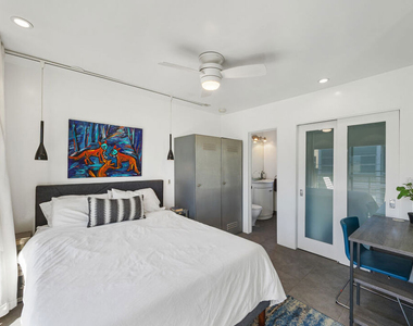 11 24th Avenue - Photo Thumbnail 9