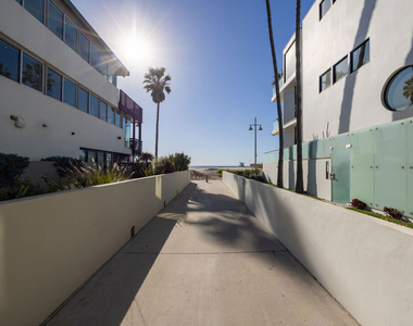 11 24th Avenue - Photo Thumbnail 30