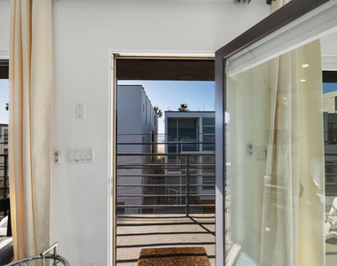 11 24th Avenue - Photo Thumbnail 24