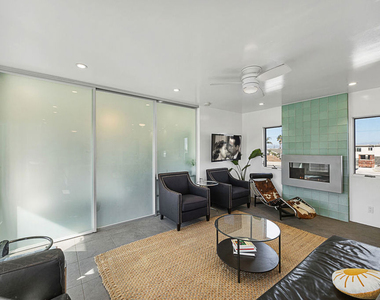 11 24th Avenue - Photo Thumbnail 5