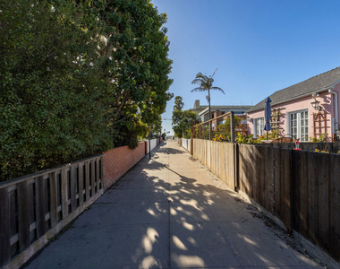 11 24th Avenue - Photo Thumbnail 31