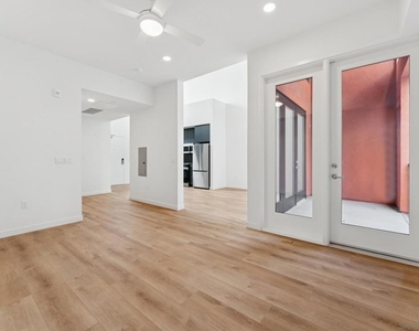 3922 Park Blvd - Photo Thumbnail 13