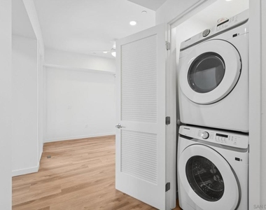 3922 Park Blvd - Photo Thumbnail 8