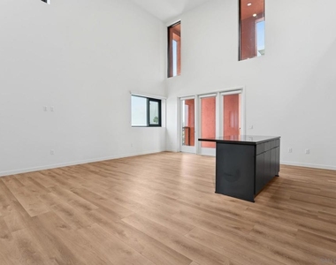 3922 Park Blvd - Photo Thumbnail 4