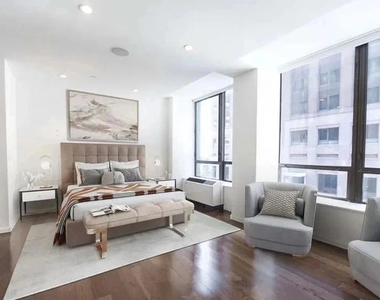 95 Wall Street - Photo Thumbnail 2