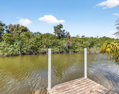 10965 La Reina Road - Photo Thumbnail 4