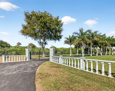 10965 La Reina Road - Photo Thumbnail 1