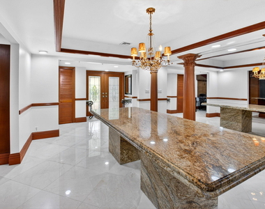 10965 La Reina Road - Photo Thumbnail 15