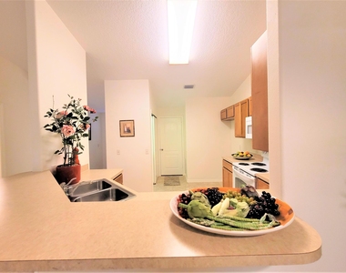 351 Del Monte Road - Photo Thumbnail 4